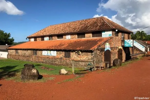 Le village de la Poterie aux Trois-Îlets                                        