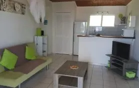 Titpom ; joli T2 avec superbe vue mer et piscine