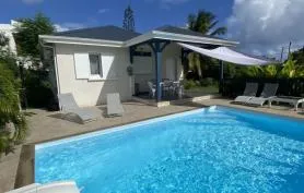 Charmante villa climatisée pour 6 personnes avec piscine au sel
