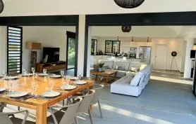 Villa de luxe avec piscine privée et services hôteliers