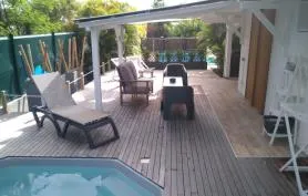 A St François à louer avec piscine balnéo