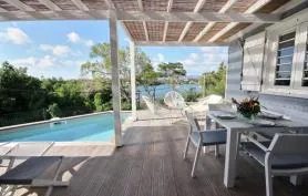 Villa 2 CH, piscine, vue mer, moderne, plage à pied 10 mins