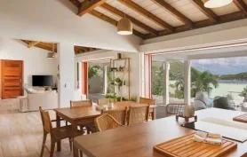 Villa vue mer avec piscine dans Résidence privée