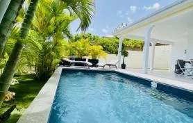 Villa Tropical Paradise récente, piscine, 4 chambres, 2 SDB