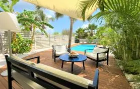 villa  beach house baie orientale 3 minutes à pied de la plage rénovation de standing  aout 2015