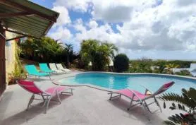 Villa avec piscine privée vue mer 3 chambres sur Sainte Anne