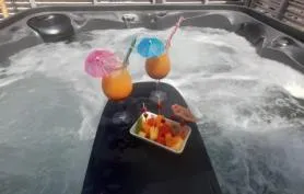  Ti Garden et son jacuzzi privé à Sainte Luce