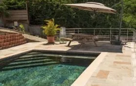Bas de villa F3  vue mer & piscine à Sainte Anne