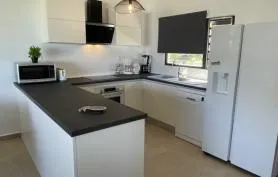 SUPERBE VUE MER POUR CET APPARTEMENT NEUF A L' ANSE MARCEL