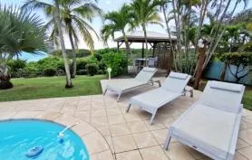 Villa avec piscine privée et vue mer 4 chambres sur Sainte Anne