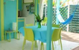 SAINTE ANNE 800M DE LA PLAGE Bungalows et Villas en Guadeloupe avec le VERGER DE SAINTE ANNE