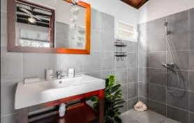 Nouveau superbe appartement climatisé avec vue imprenable du lever au coucher du soleil