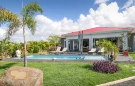 ☀☀☀☀☀ Villa luxe, moderne, grand confort, à proximité des plages et du centre de St François