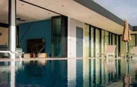 Villa Lembah Giri vue mer et réserve Cousteau avec piscine miroir 5*****