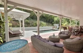 Villa 5 chambres, à 100m de la plage avec grande piscine