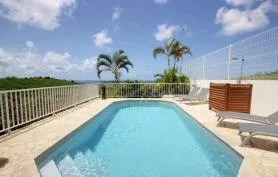 Domaine 6CH, piscine, vue mer, idéal pour les grandes familles