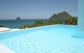 Bas de Villa Diamant avec sa piscine Vue panoramique mer et Rocher