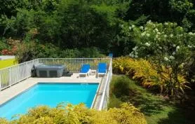 Villa Gingembre F3 piscine et jacuzzi privés :