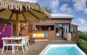 Bungalow entre ciel et mer, piscine privé plage à 150m aux helleux