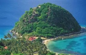 VillaLe Pain de Sucre  accès direct à deux plages aux Saintes