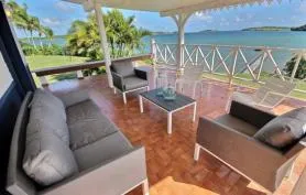 Villa 5 chambres, piscine, ponton, vue et accès mer