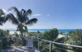 VUE MER et piscine privée  à 2mn de la magnifique  Plage de FRIAR'S BAY