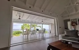 VUE MER et piscine privée  à 2mn de la magnifique  Plage de FRIAR'S BAY