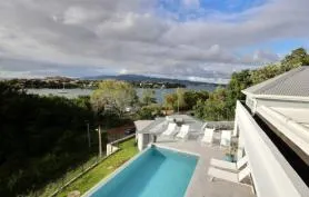 Villa Caouanne, piscine, vue mer, plage