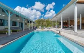 Villa 4CH, piscine à proximité de la plage