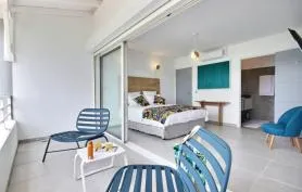 Villa Lili, location front de mer, 3 chambres, accès plage à pied