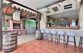 Villa 4ch, grande piscine, vue mer sur Sainte-Lucie