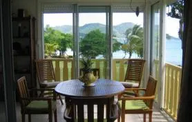  Appartement F2  les pieds dans l'eau