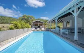 Charmante villa 4CH, piscine au calme