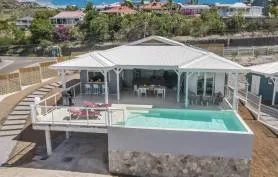 Villa 3ch, piscine, magnifique vue sur la baie du Diamant