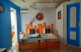 Bungalow indépendant vue mer et piscine privative à Deshaies