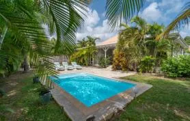 Villa 3CH, piscine, proche des plages
