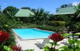 Villa BAGATELLE 900 m de la mer avec piscine et SPA