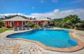 Villa 12 personnes, grande piscine, proche Sainte-Anne