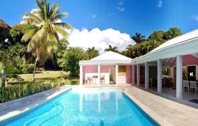 Magnifique Villa Zen avec piscine dans un jardin de 4000 m2