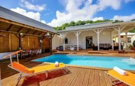 Villa front de mer, 4 CH, piscine, superbe vue mer, accueil chaleureux
