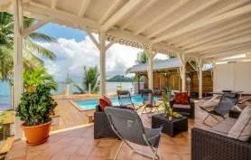 Villa front de mer, 4 CH, piscine, superbe vue mer, accueil chaleureux
