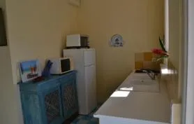 Habitation Pineau : Bungalows de charme, vue mer et jacuzzis privés à Deshaies Guadeloupe.