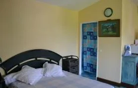 Habitation Pineau : Bungalows de charme, vue mer et jacuzzis privés à Deshaies Guadeloupe.