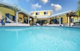 Magnifique villa 4 ch, grande piscine & jacuzzi
