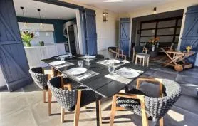Villa 3 CH, moderne, piscine, accès plage à pied sud Martinique