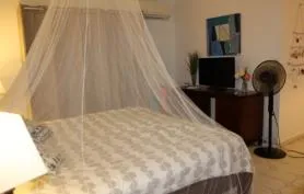 Joli Appartement dans résidence privée avec Piscine à Saint François