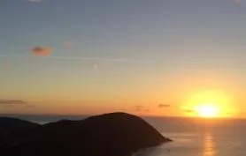 Villa, vue sur la mer et la montagne sans vis à vis