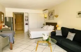BEAU STUDIO SUR BAIE ORIENTALE