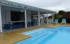 Charmante villa créole avec piscine