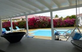 Charmante villa créole avec piscine